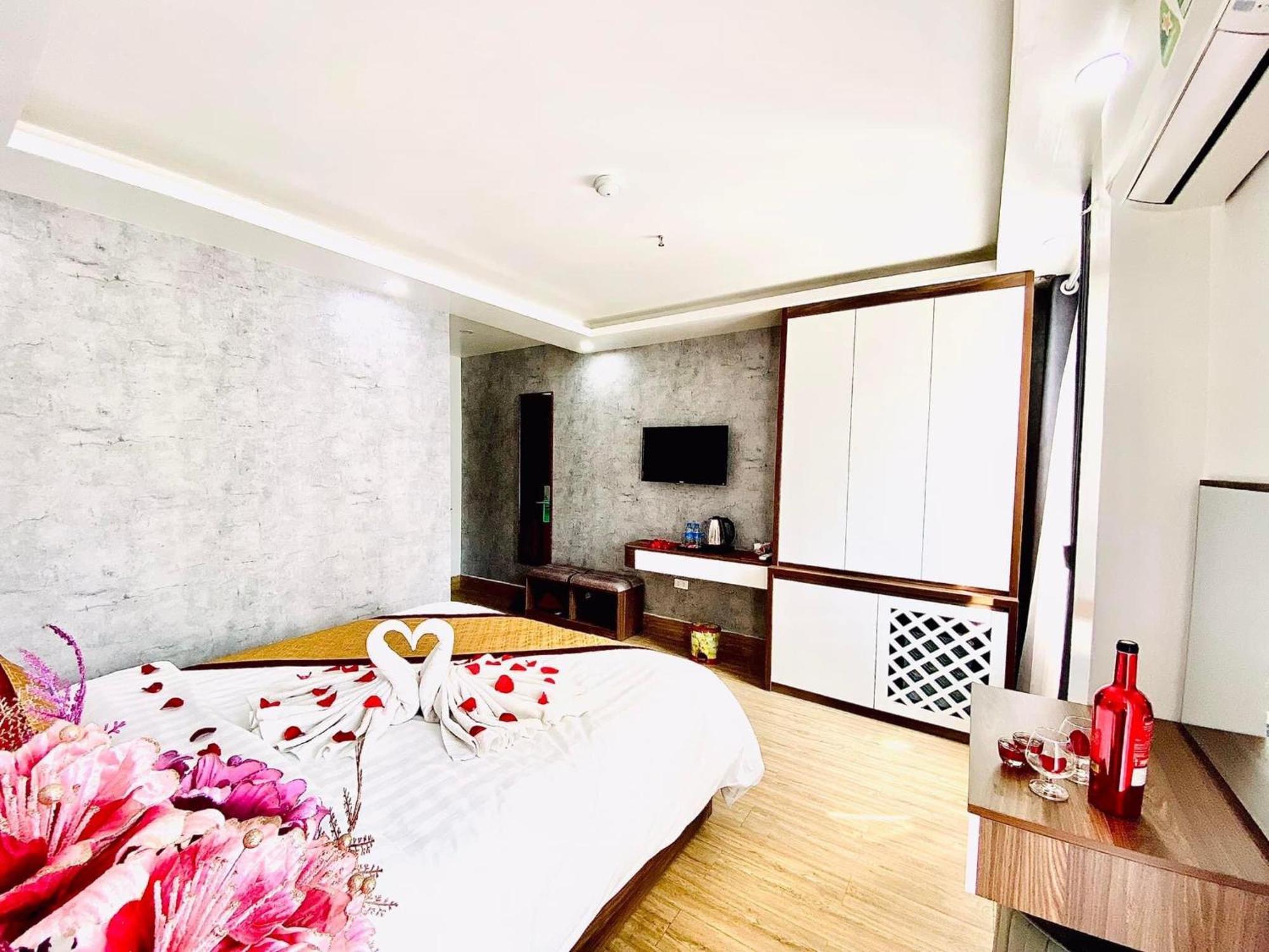 Khach San Kien Ngoc Hotel Dong Khe Sau Kültér fotó
